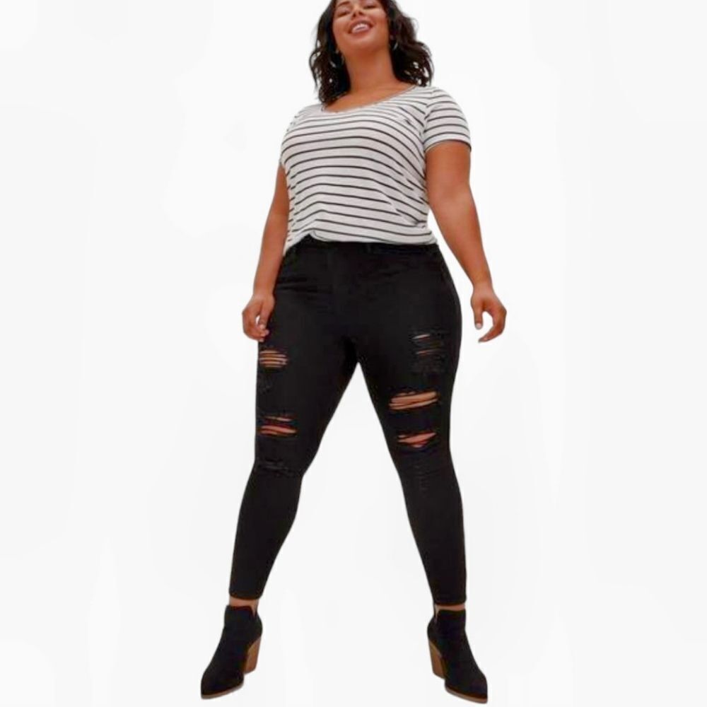 TORRID Premium Sky high skinny Jeans plus size 24 distressed Stretch black NEW - Picture 2 of 16